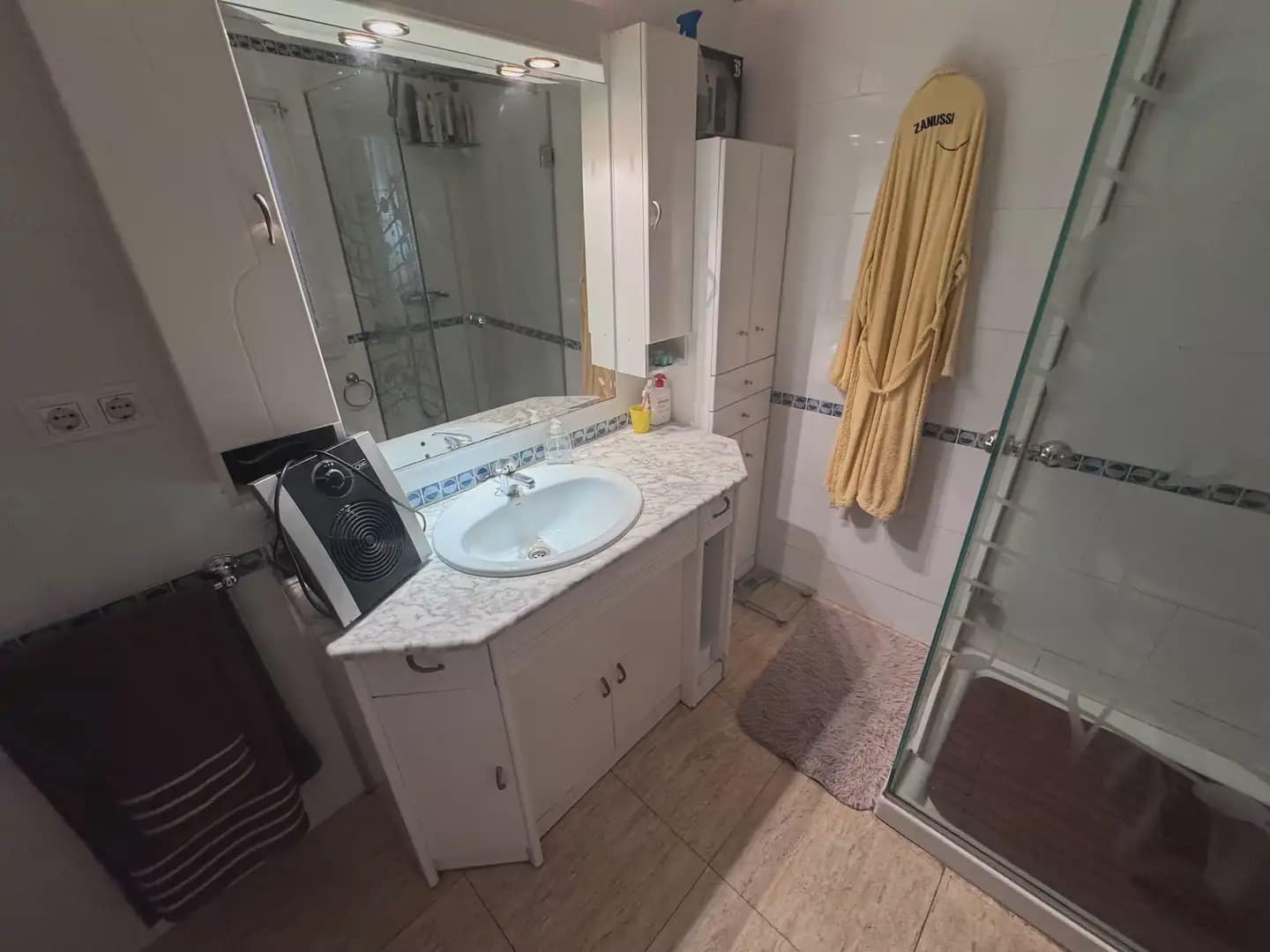 7 chambre Finca/Maison de Campagne à vendre à Villena avec piscine garage - 150 000 € (Ref: 9779001)