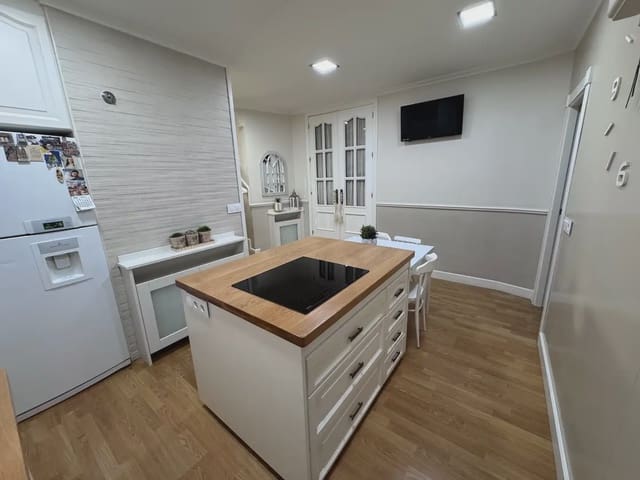 3 quarto Apartamento para venda em Villena com garagem - 150 000 € (Ref: 9779141)