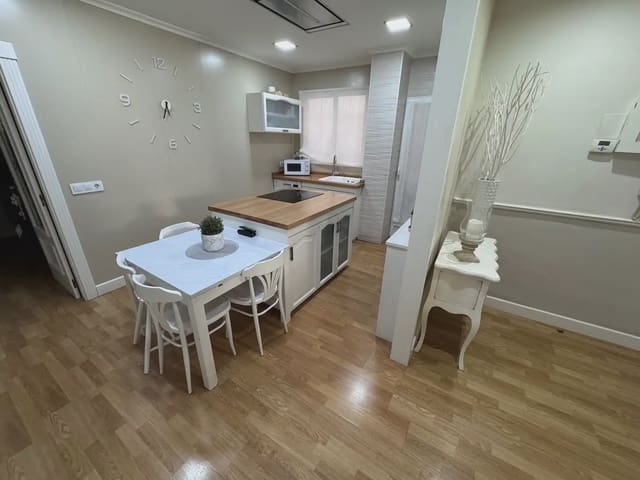 3 quarto Apartamento para venda em Villena com garagem - 150 000 € (Ref: 9779141)