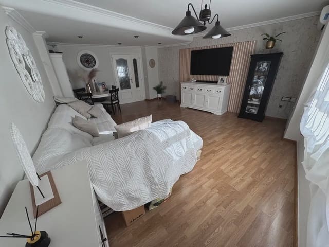 3 quarto Apartamento para venda em Villena com garagem - 150 000 € (Ref: 9779141)