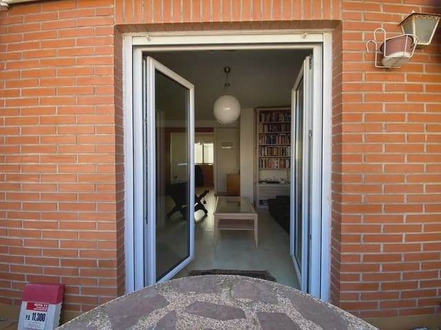 2 soverom Penthouse til salgs i Villena - € 120 000 (Ref: 9821793)