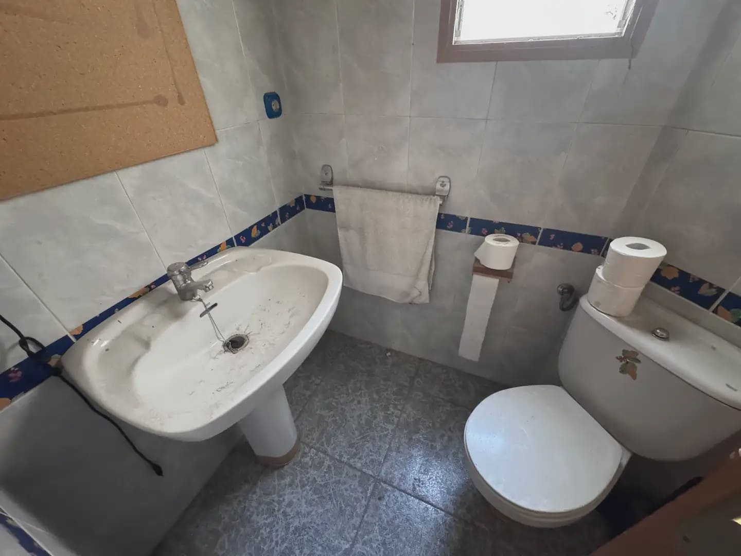 4 sypialnia Dom blizniak na sprzedaż w Villena z garażem - 95 000 € (Ref: 9823584)