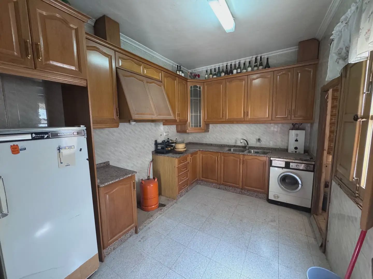 4 sypialnia Dom blizniak na sprzedaż w Villena z garażem - 95 000 € (Ref: 9823584)