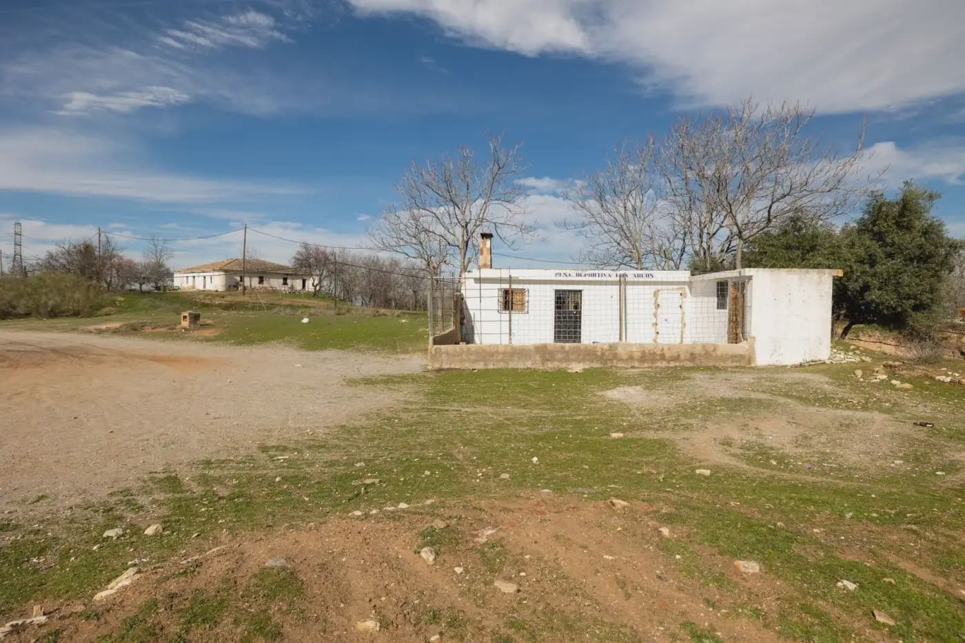 Finca/Herregård til salgs i Granada by - € 300 000 (Ref: 9836866)