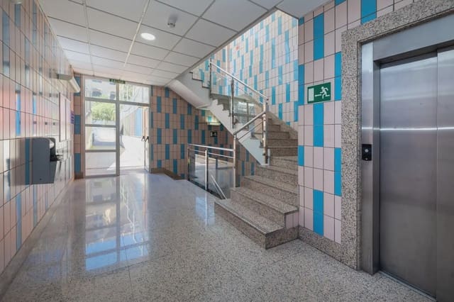 Garage for sale in Cervantes, Granada city - € 40,000 (Ref: 9836868)