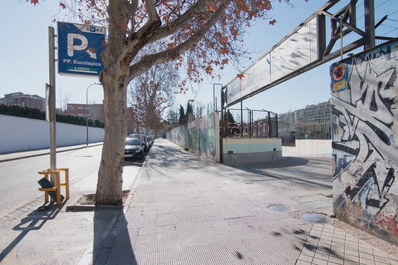 Garage for sale in Granada city - € 40,000 (Ref: 9836868)