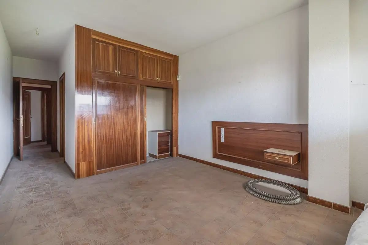 Finca/Herregård til salgs i Santa Fe med svømmebasseng garasje - € 695 000 (Ref: 9836869)