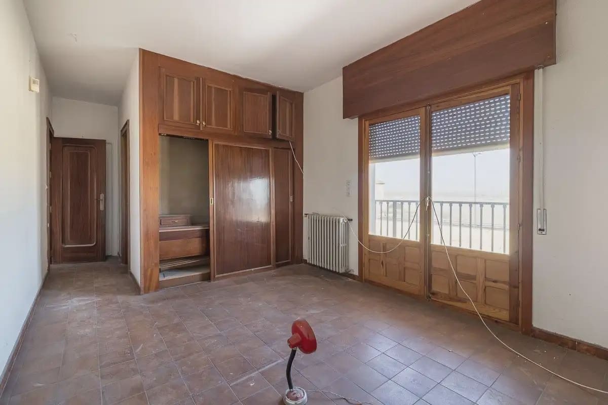 Finca/Herregård til salgs i Santa Fe med svømmebasseng garasje - € 695 000 (Ref: 9836869)