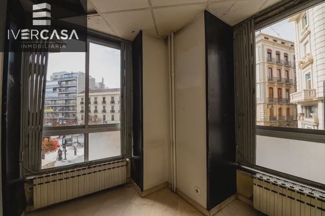 Kontor til leie i Centro - Sagrario, Granada by - € 1 000 (Ref: 9836870)