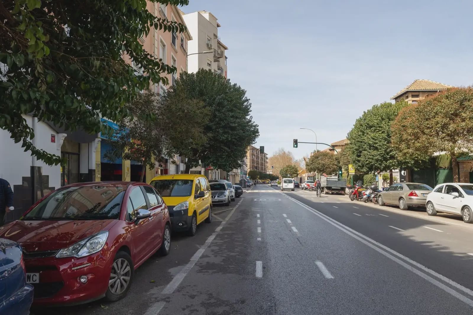 Local Comercial en Granada ciudad en venta - 59.900 € (Ref: 9836871)