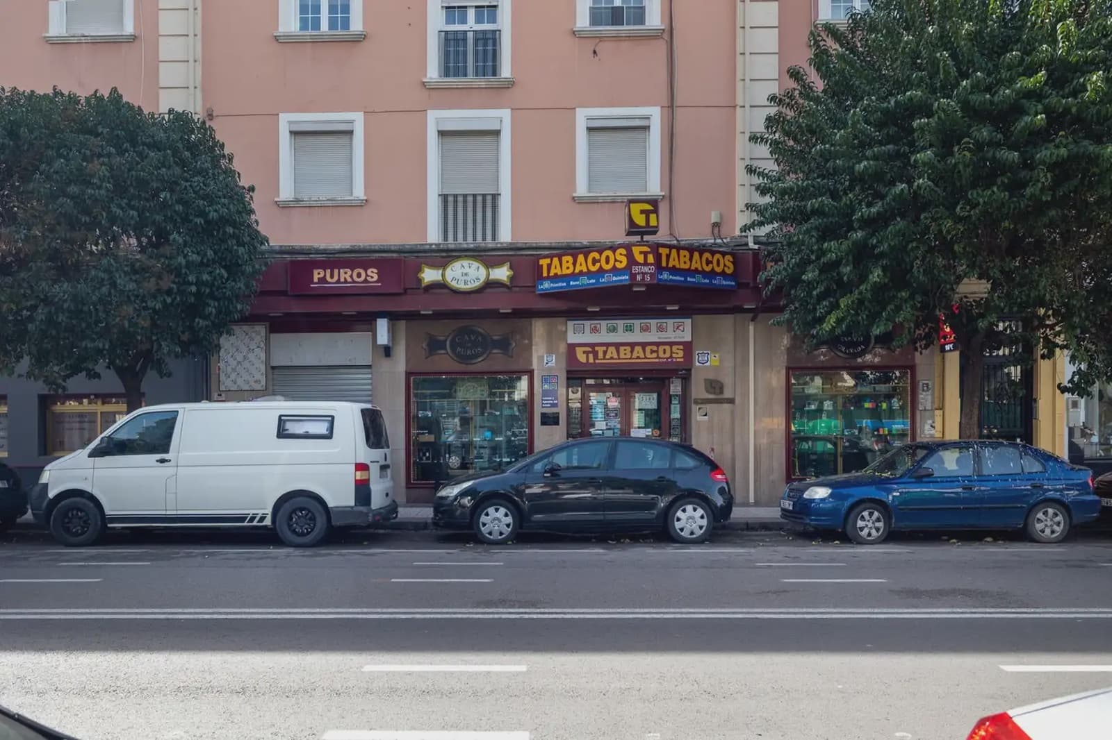 Local Comercial en Granada ciudad en venta - 59.900 € (Ref: 9836871)