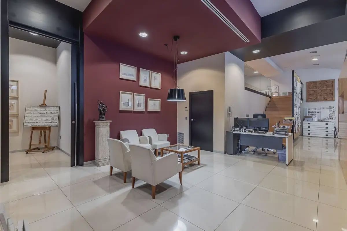 Local Comercial en Granada ciudad en venta - 495.000 € (Ref: 9836873)