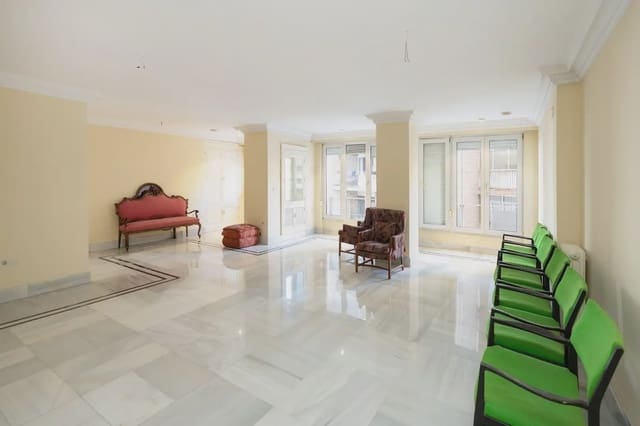 3 soveværelse Lejlighed til salg i Figares, Granada by med garage - € 380.000 (Ref: 9836876)
