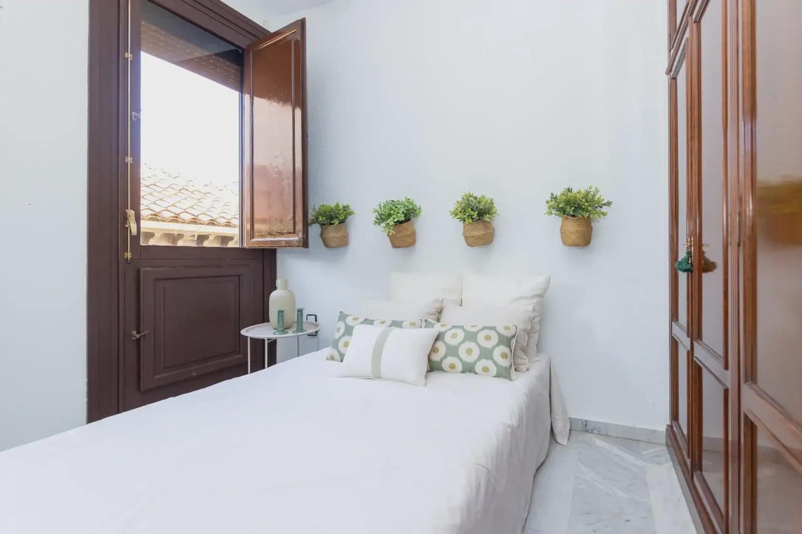 5 bedroom Flat for sale in Granada city - € 825,000 (Ref: 9836877)