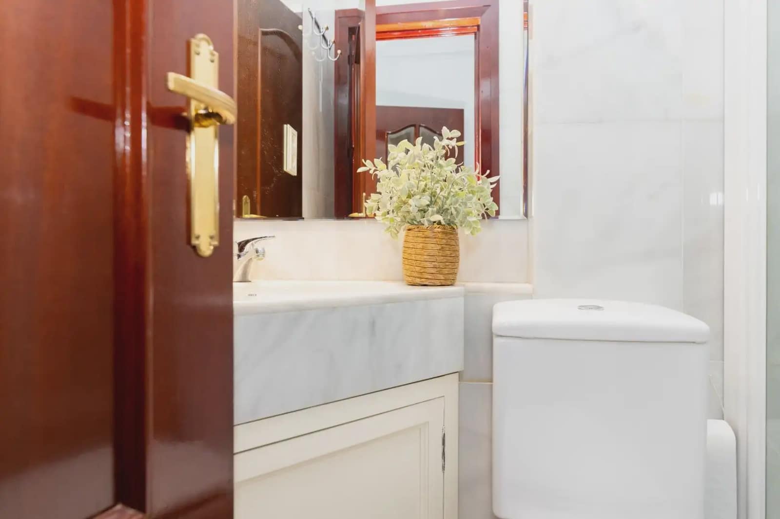 5 bedroom Flat for sale in Granada city - € 825,000 (Ref: 9836877)