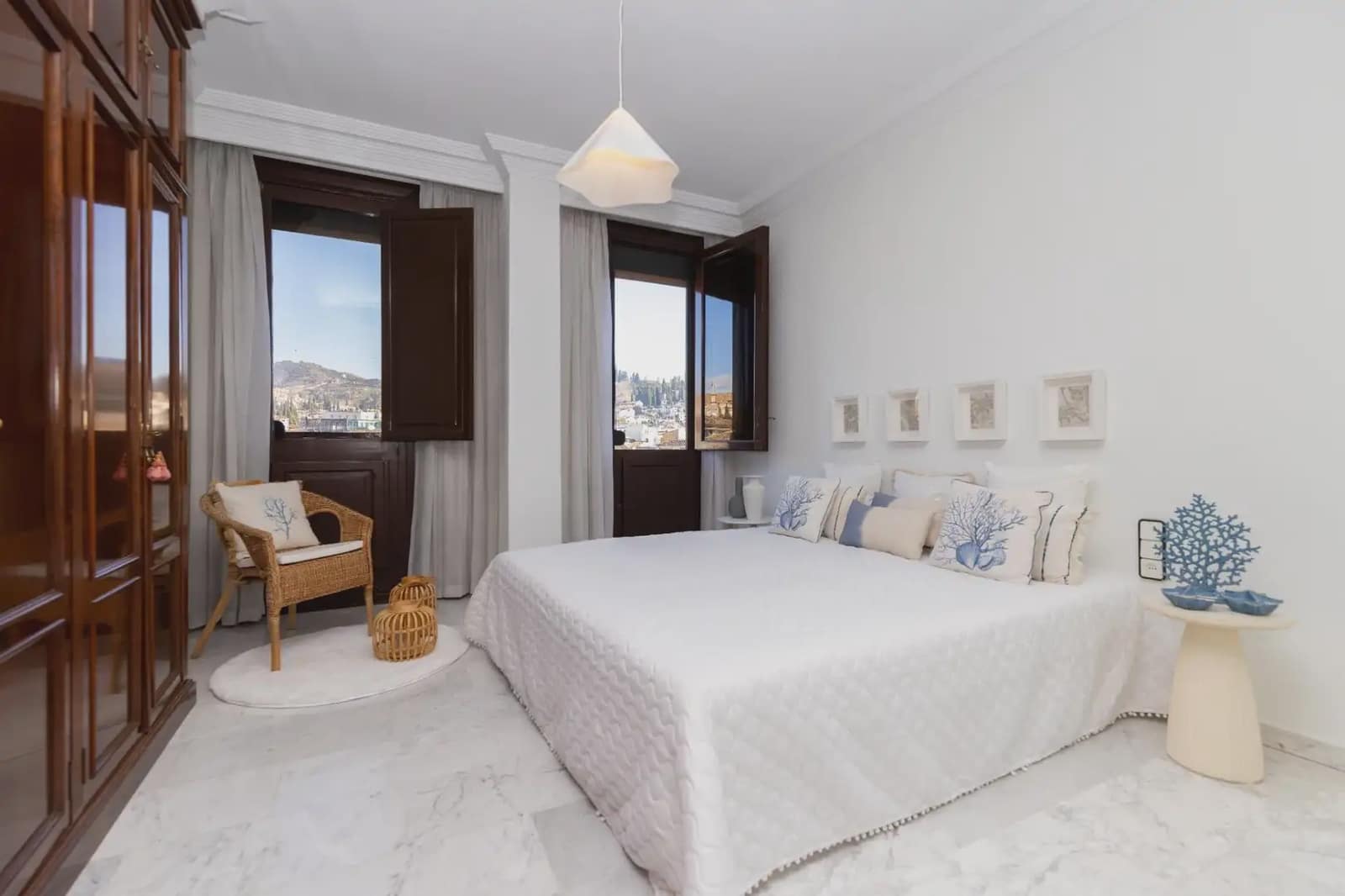 5 bedroom Flat for sale in Granada city - € 825,000 (Ref: 9836877)
