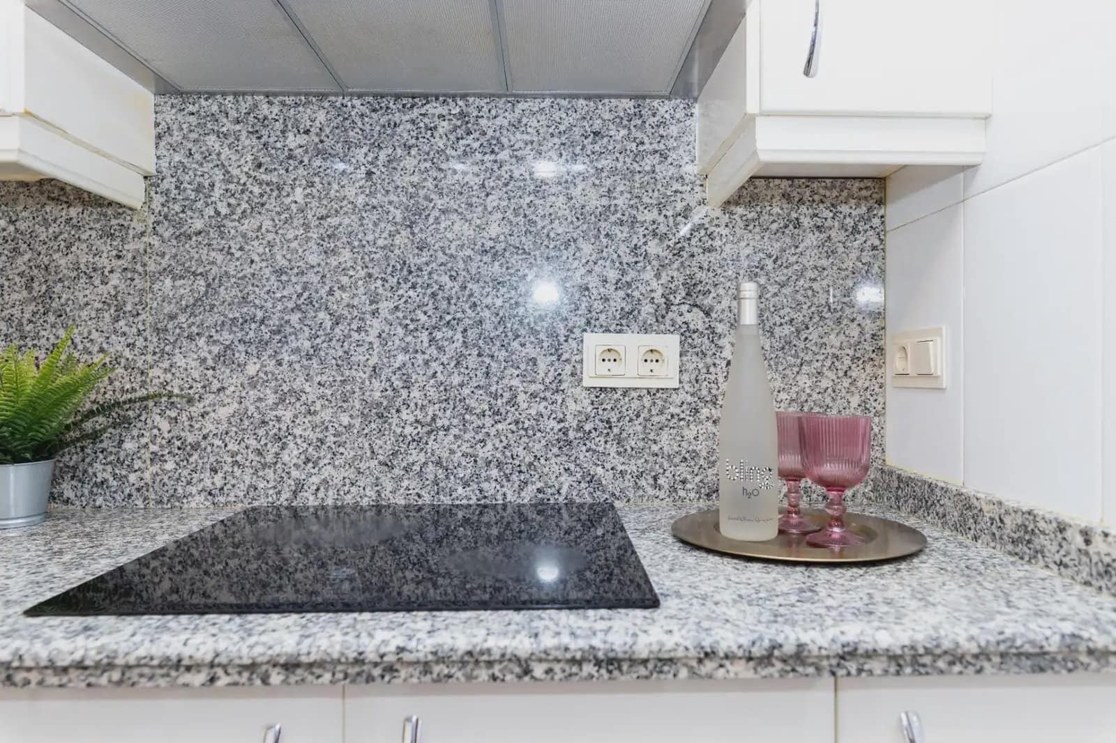 5 bedroom Flat for sale in Granada city - € 825,000 (Ref: 9836877)