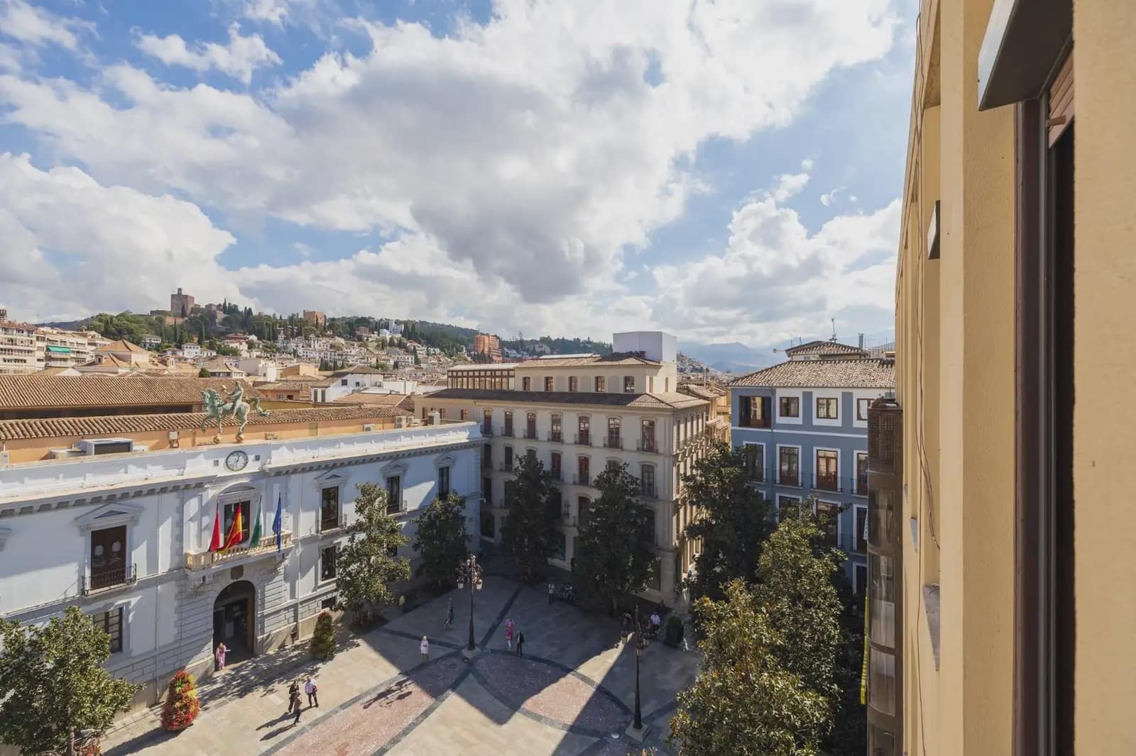 5 bedroom Flat for sale in Granada city - € 825,000 (Ref: 9836877)