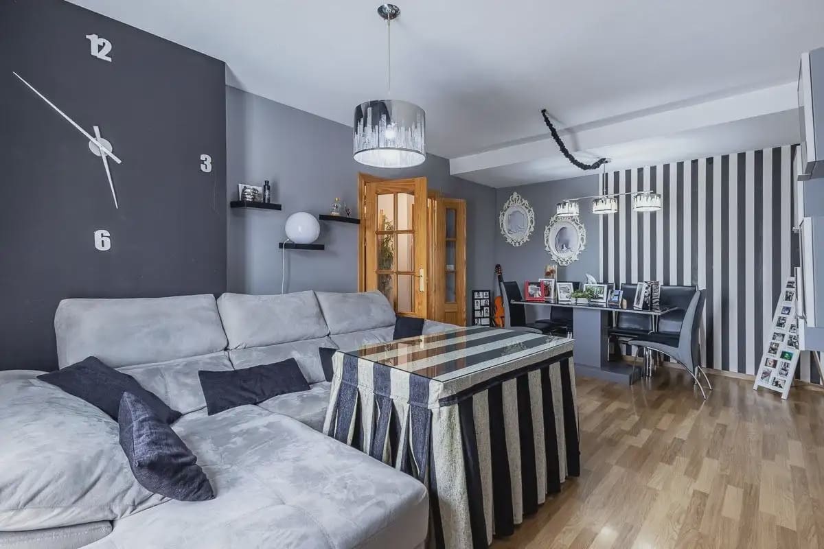 Terraced Villa for sale in Vegas del Genil with garage - € 234,900 (Ref: 9836878)