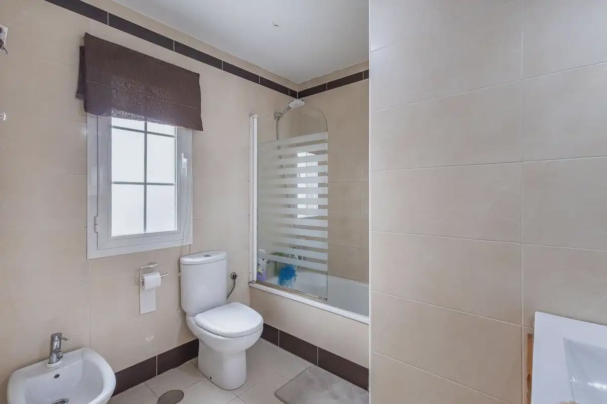Terraced Villa for sale in Vegas del Genil with garage - € 234,900 (Ref: 9836878)
