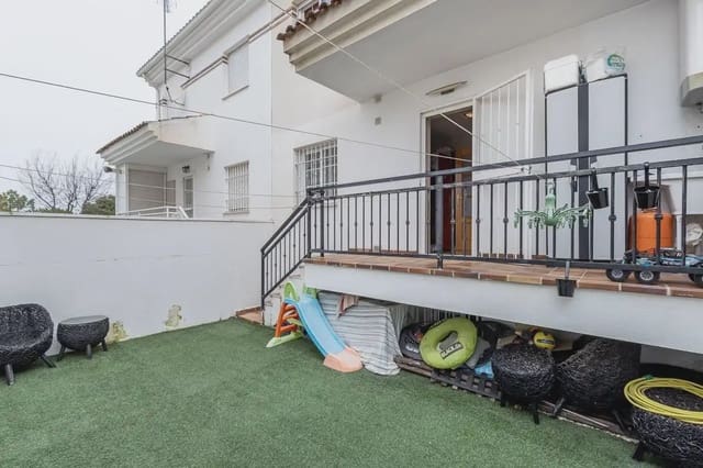 Moradia em Banda para venda em Belicena, Vegas del Genil com garagem - 234 900 € (Ref: 9836878)