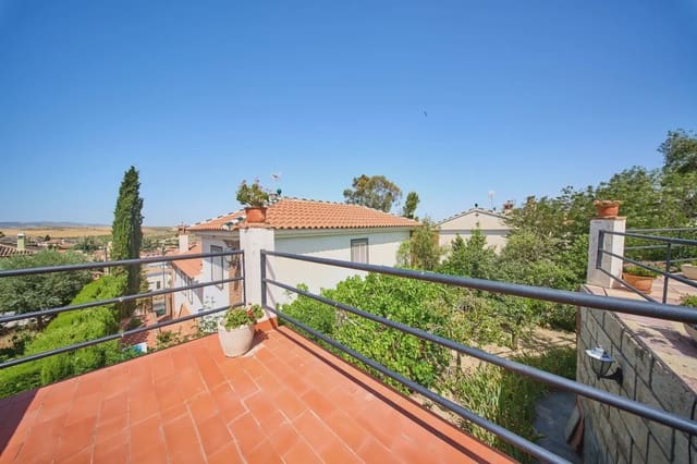 4 chambre Villa/Maison à vendre à Otura avec piscine - 345 000 € (Ref: 9836879)