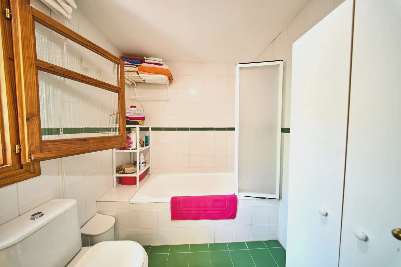 4 chambre Villa/Maison à vendre à Otura avec piscine - 345 000 € (Ref: 9836879)