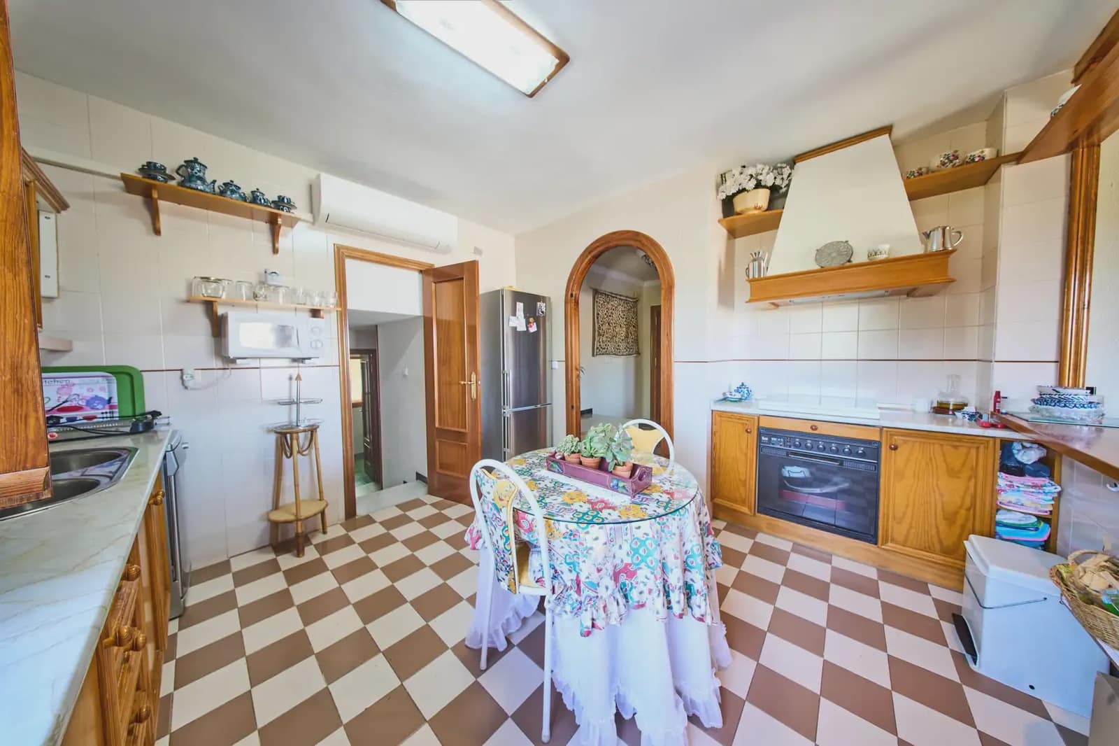 4 chambre Villa/Maison à vendre à Otura avec piscine - 345 000 € (Ref: 9836879)