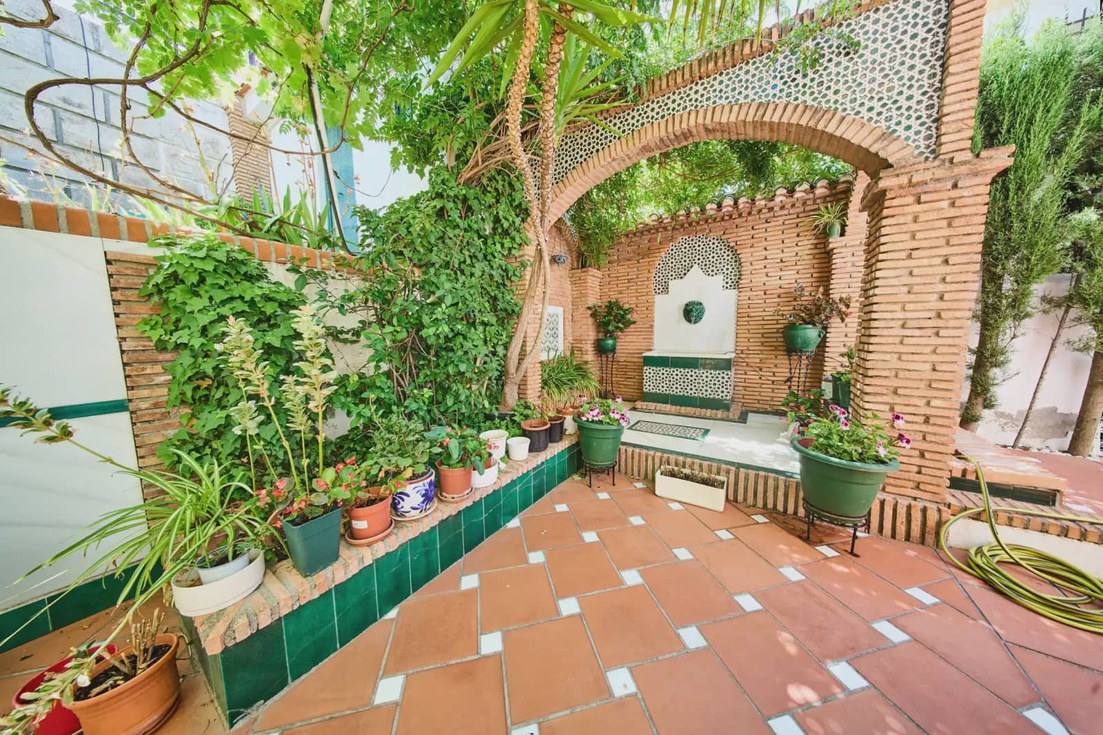 4 chambre Villa/Maison à vendre à Otura avec piscine - 345 000 € (Ref: 9836879)