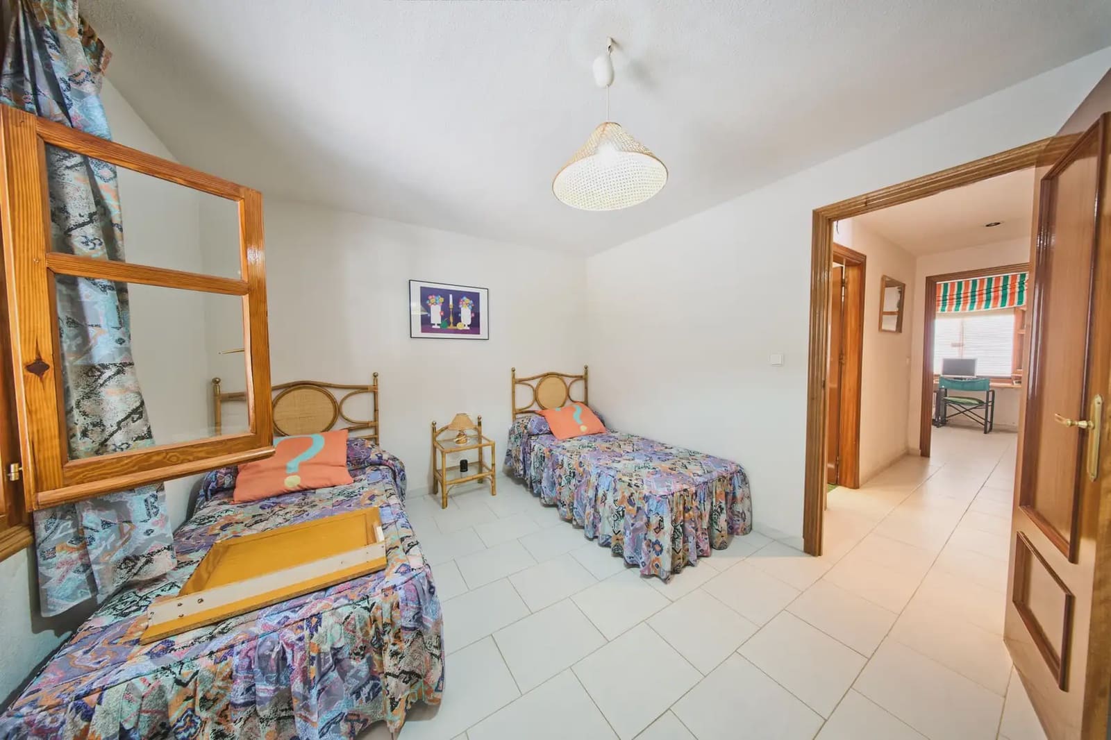 Villa for sale in Otura with pool - € 560,000 (Ref: 9836881)