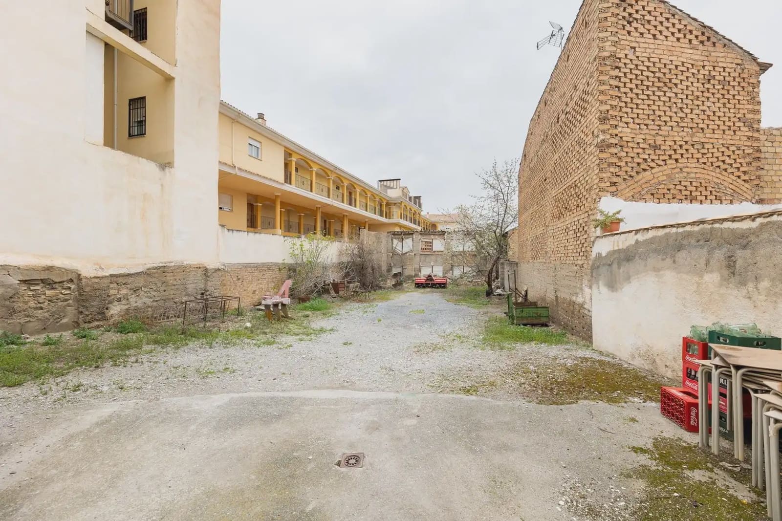 Building Plot for sale in Churriana de la Vega - € 240,000 (Ref: 9836882)