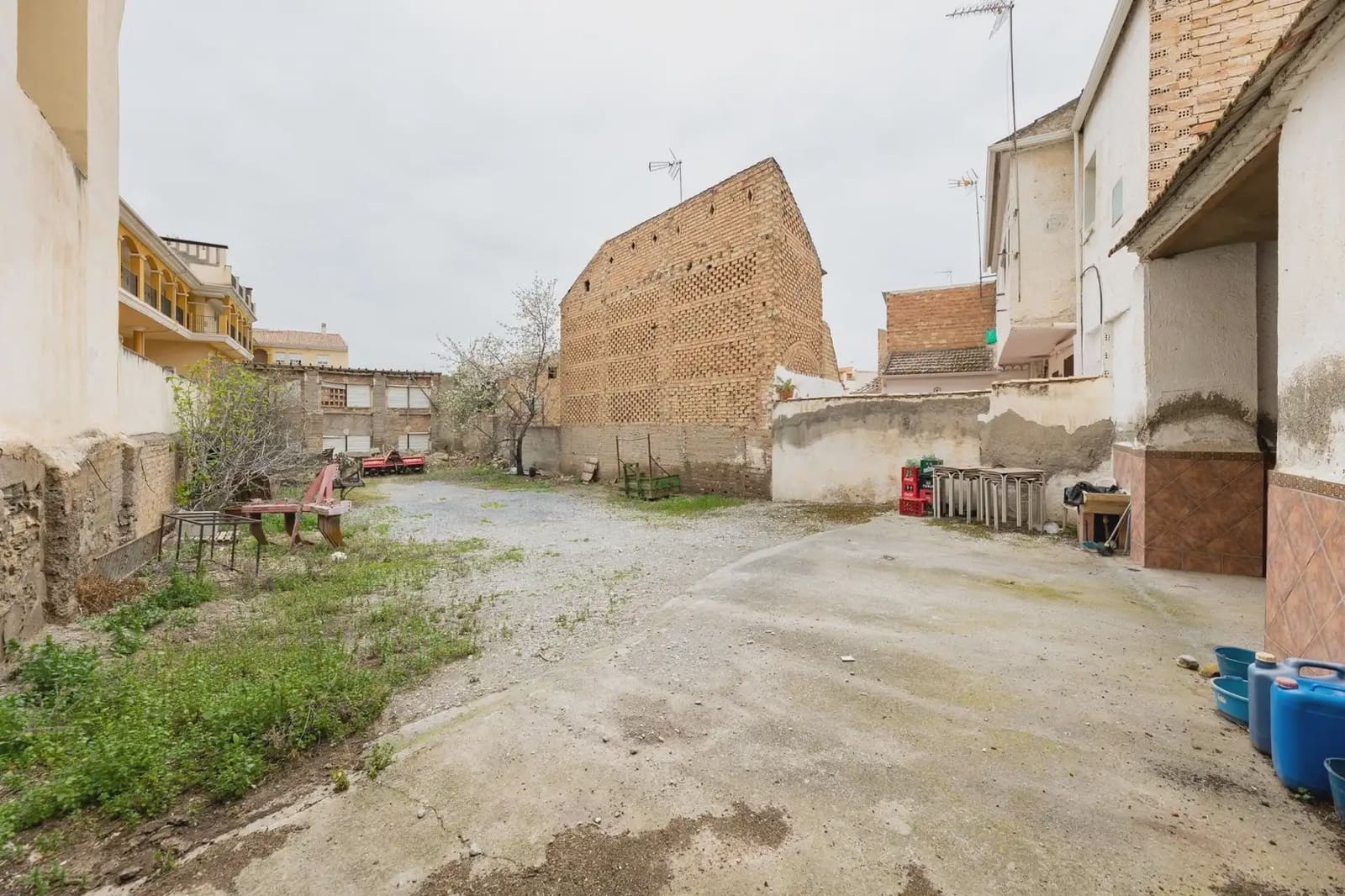 Building Plot for sale in Churriana de la Vega - € 240,000 (Ref: 9836882)