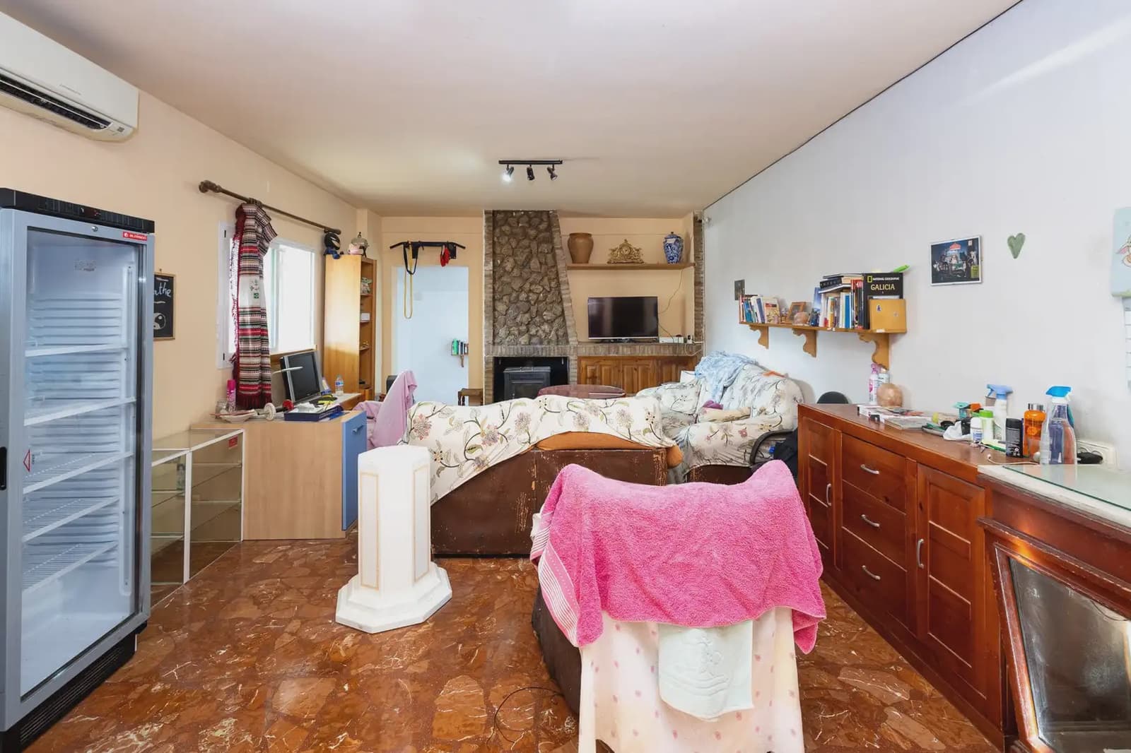 Finca/Casa Rural en Maracena en venta con piscina - 195.000 € (Ref: 9836883)