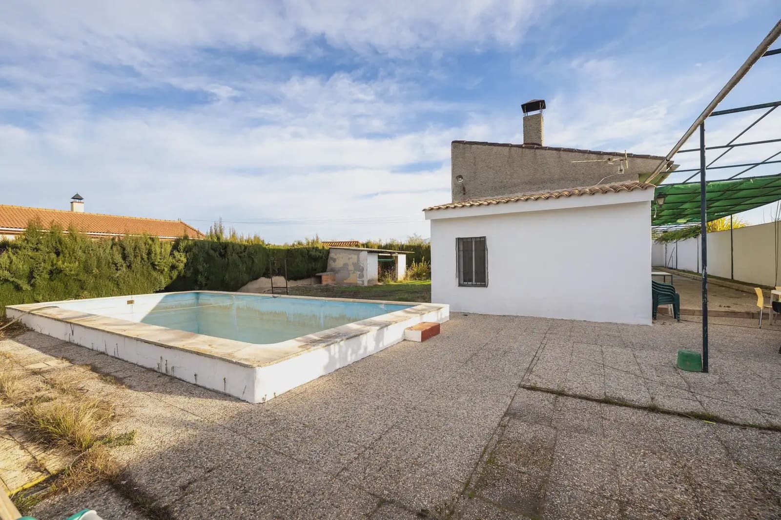 Finca/Casa Rural en Maracena en venta con piscina - 195.000 € (Ref: 9836883)
