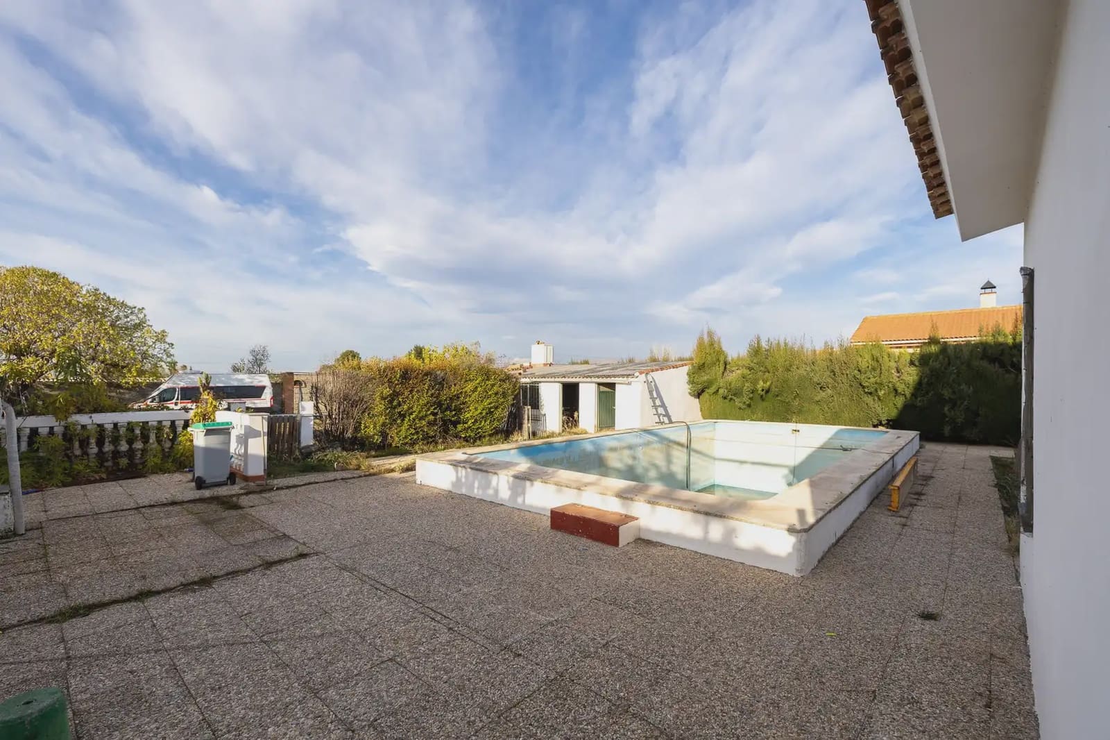 Finca/Casa Rural en Maracena en venta con piscina - 195.000 € (Ref: 9836883)