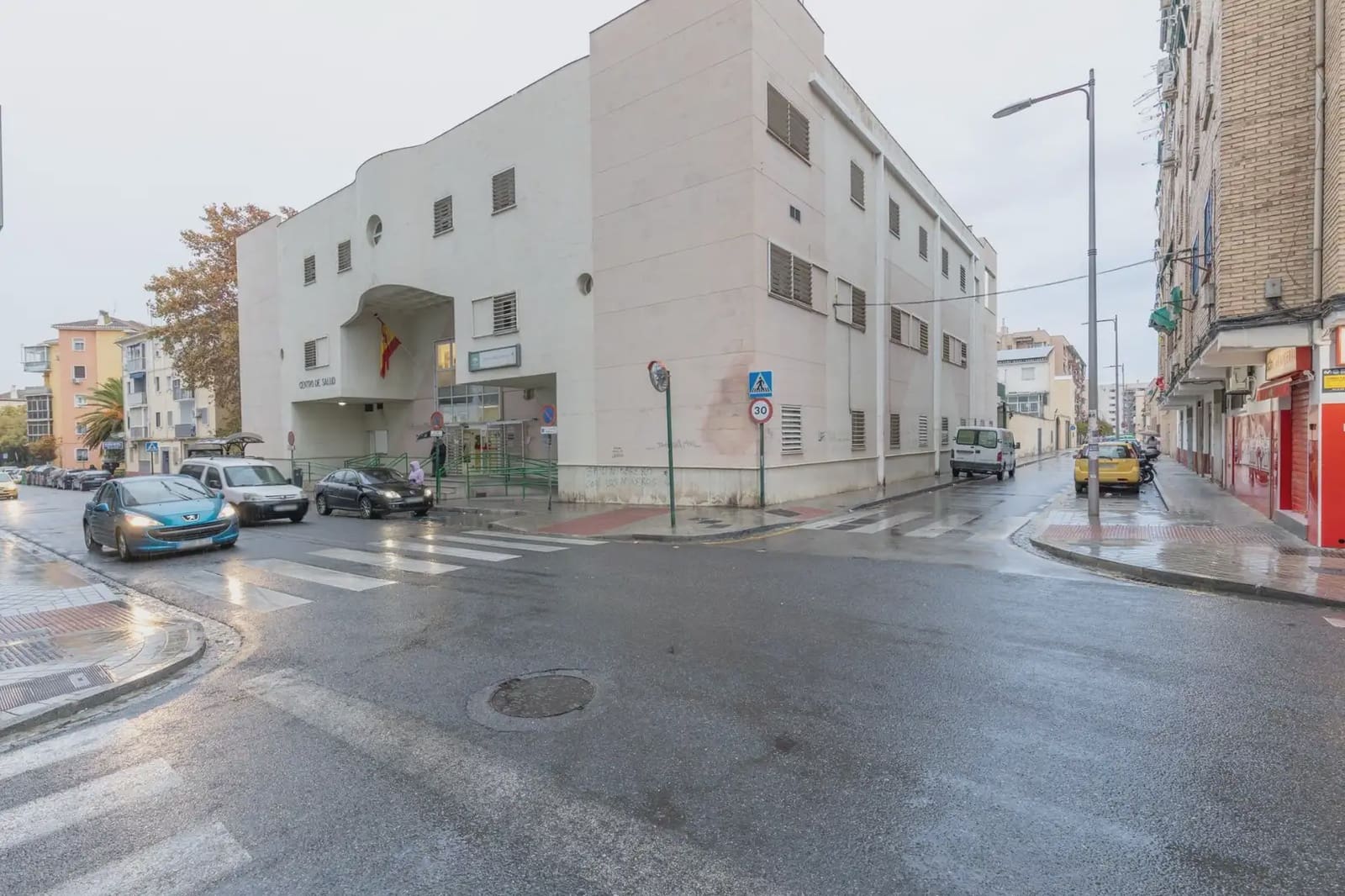 Local Comercial en Granada ciudad en venta - 126.000 € (Ref: 9836884)