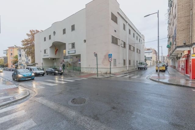 Comercial para venda em Zaidin, Granada cidade - 126 000 € (Ref: 9836884)