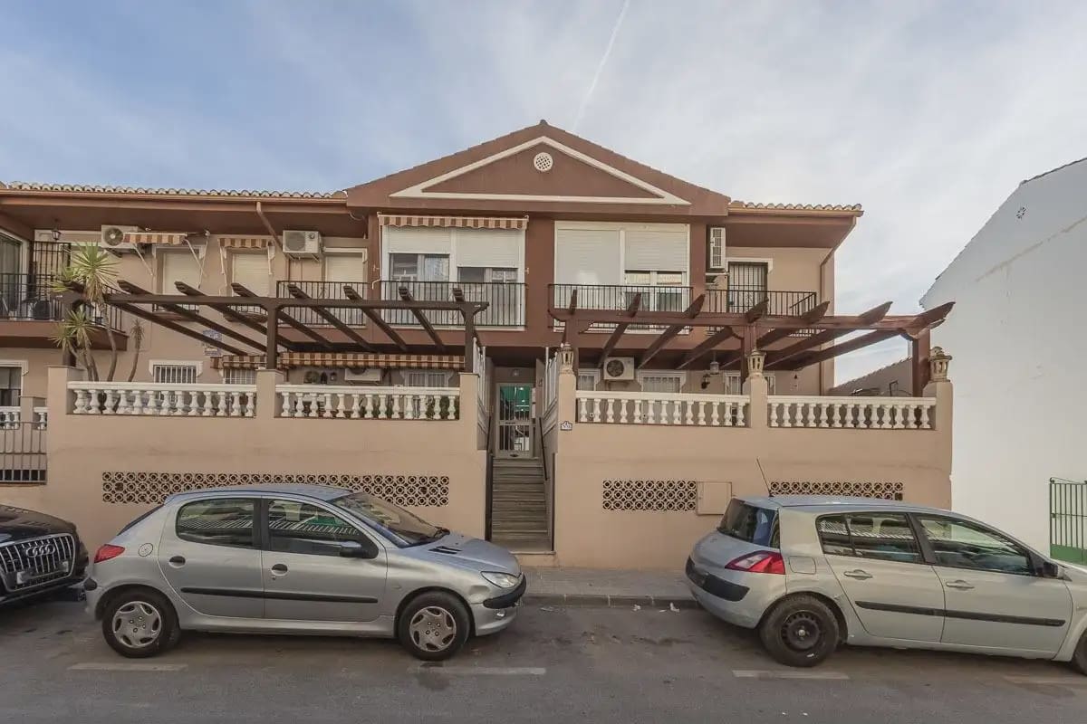 Lejlighed til salg i Huetor Vega med garage - € 179.500 (Ref: 9836888)