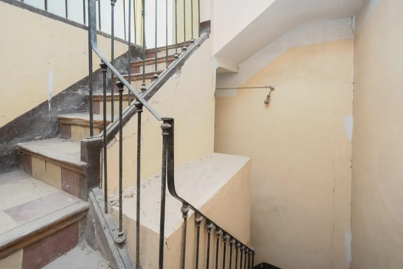 Omakotitalo myytävänä paikassa Granada kaupunki - 1 050 000 € (Ref: 9836890)
