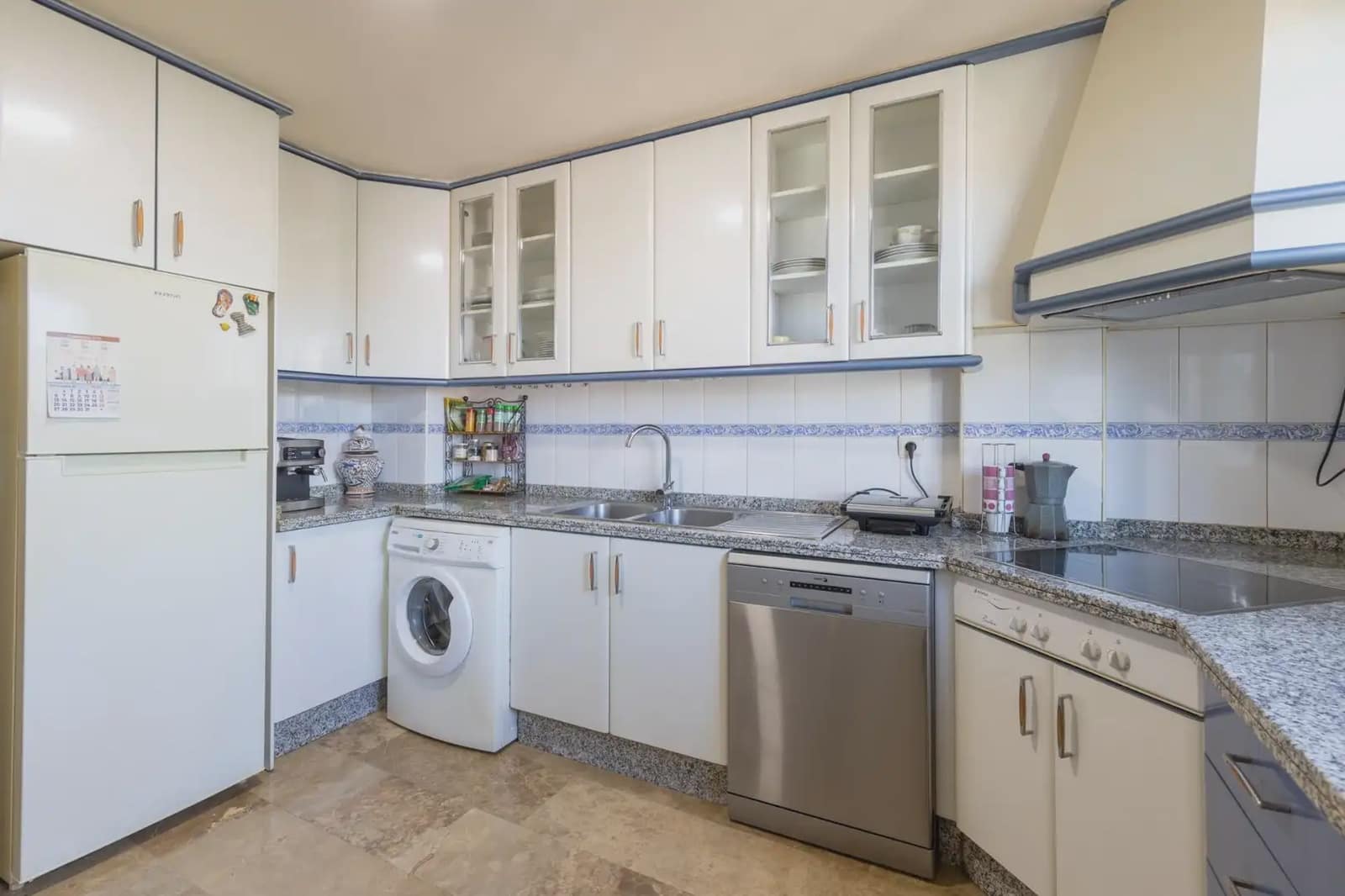 Terraced Villa for sale in Cajar with garage - € 329,000 (Ref: 9836892)