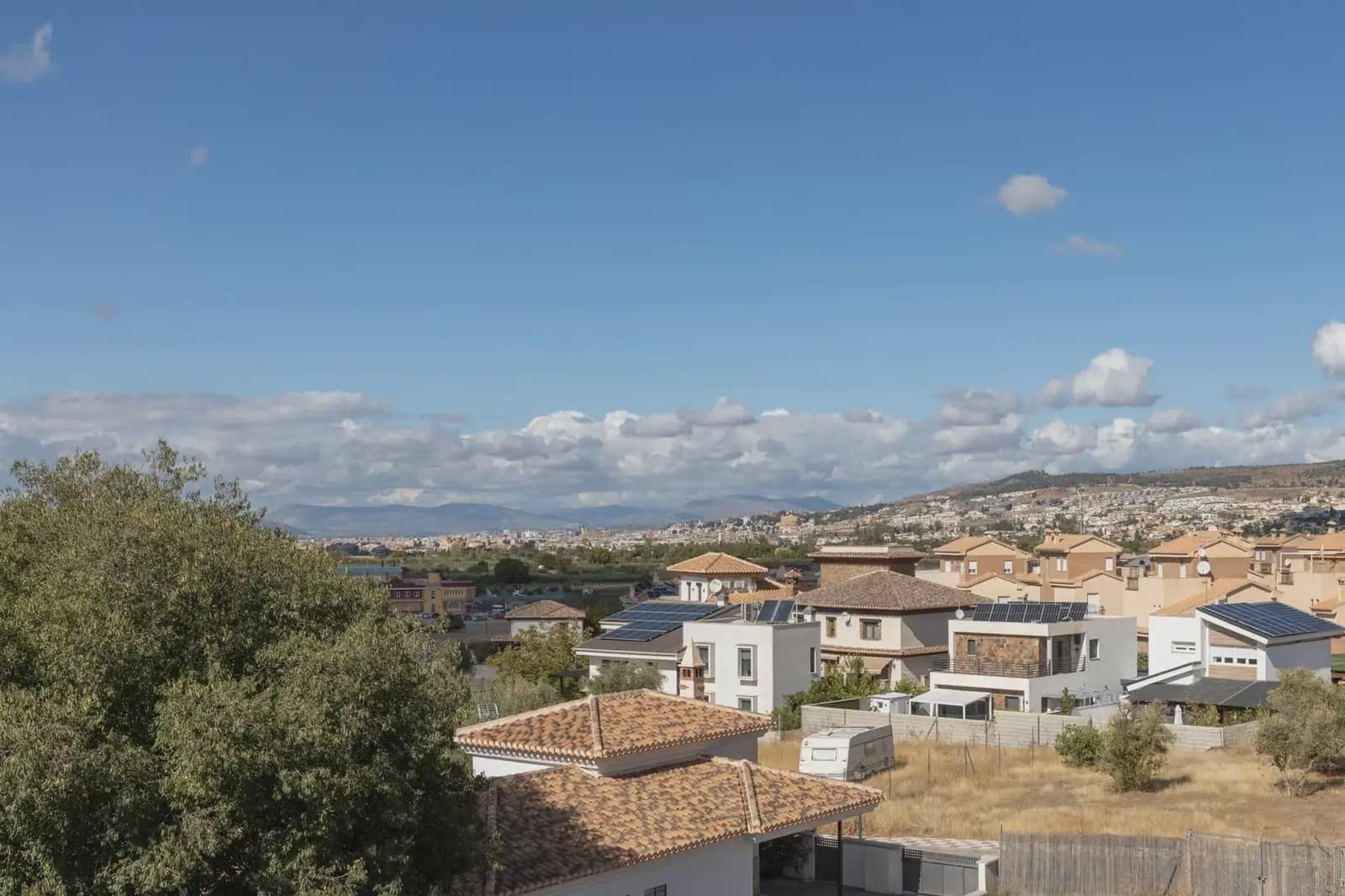Terraced Villa for sale in Cajar with garage - € 329,000 (Ref: 9836892)