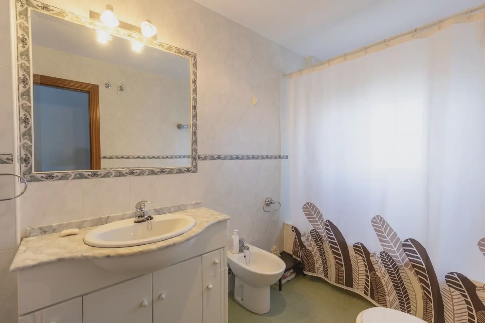 Terraced Villa for sale in Cajar with garage - € 329,000 (Ref: 9836892)