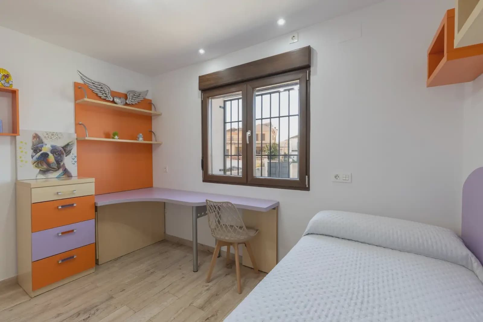 Kjedet enebolig til salgs i La Zubia med garasje - € 420 000 (Ref: 9836893)