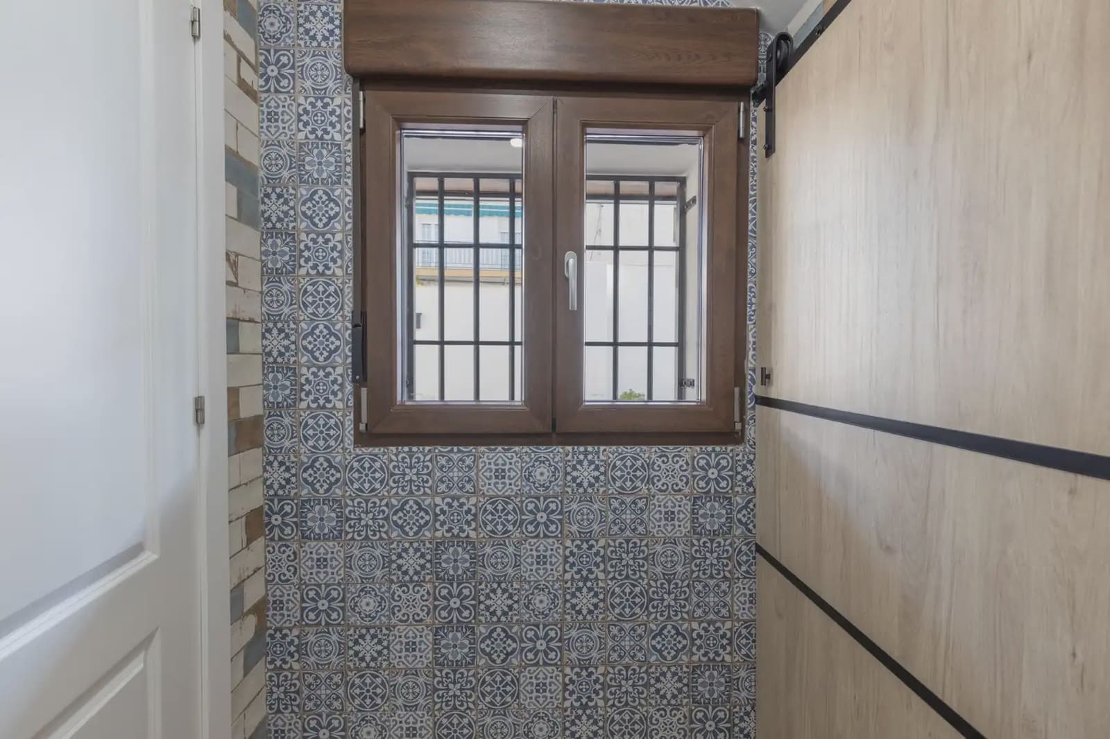 Kjedet enebolig til salgs i La Zubia med garasje - € 420 000 (Ref: 9836893)