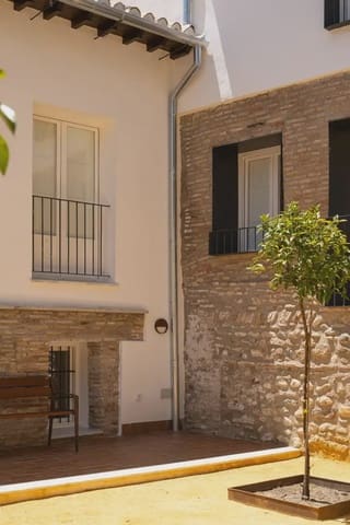 Flat te koop in Albaicin, Granada stad - € 397.000 (Ref: 9836896)