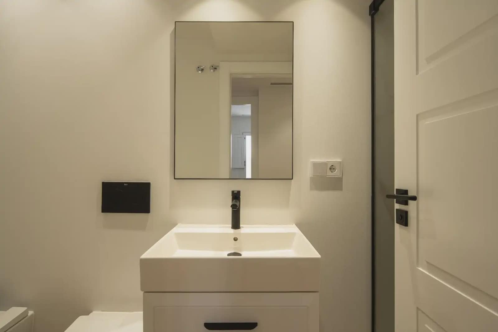 Flat te koop in Granada stad - € 397.000 (Ref: 9836896)