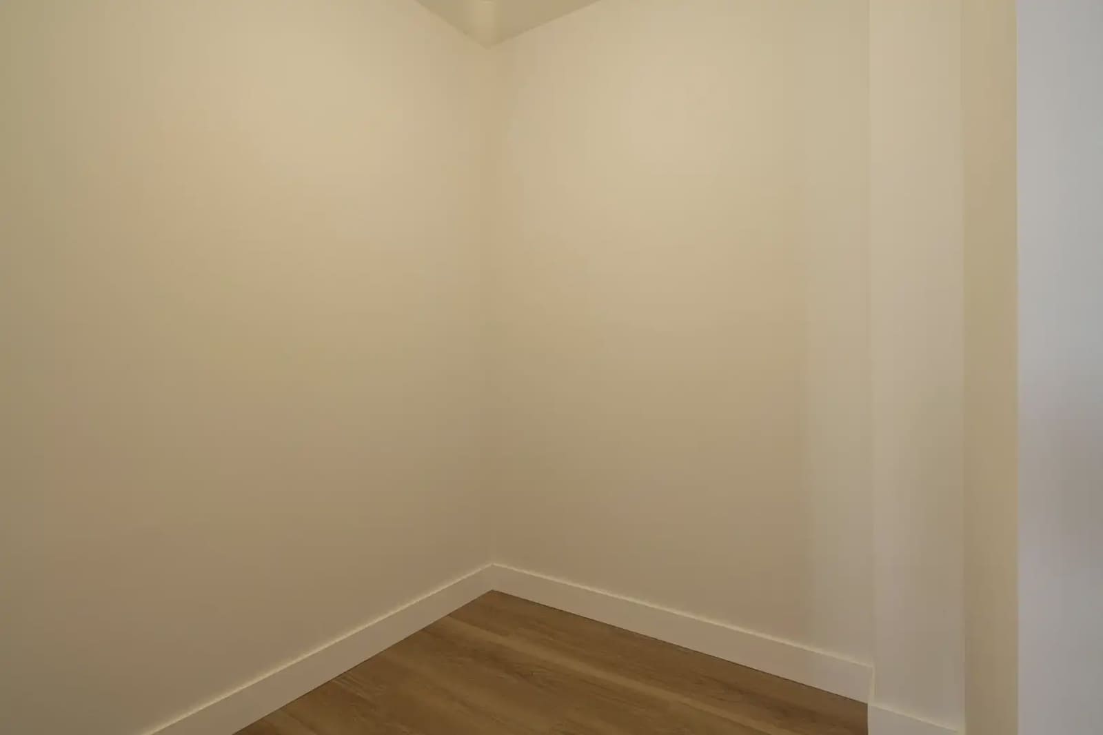 Flat te koop in Granada stad - € 397.000 (Ref: 9836896)