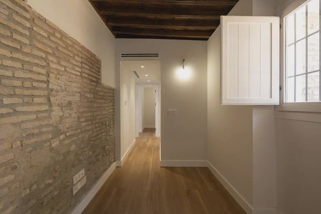 Flat te koop in Albaicin, Granada stad - € 397.000 (Ref: 9836896)
