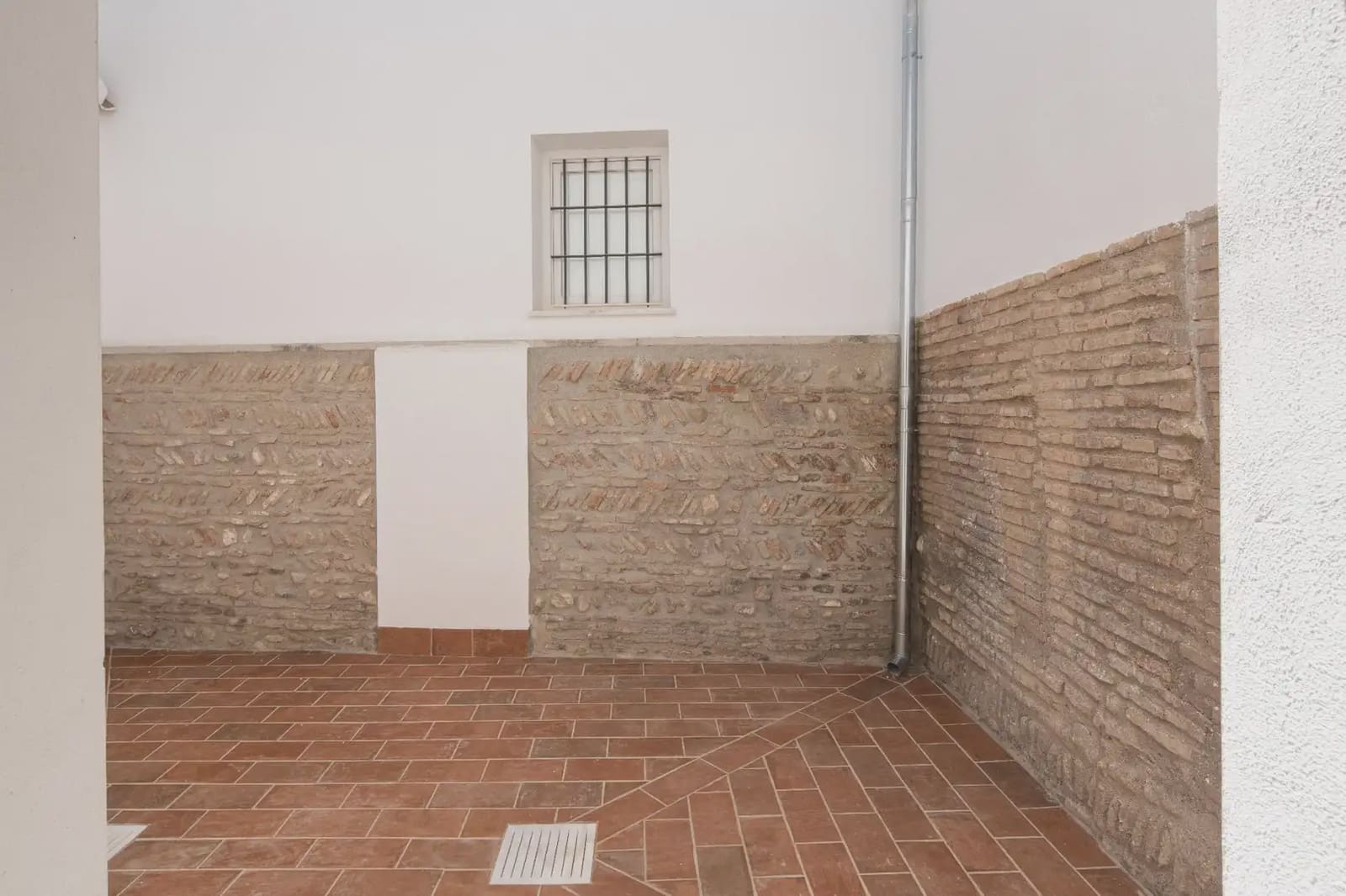Flat te koop in Granada stad - € 397.000 (Ref: 9836896)