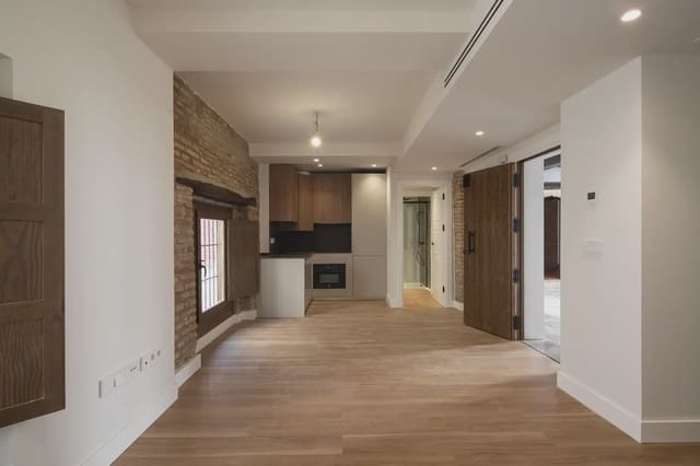 Flat te koop in Albaicin, Granada stad - € 233.000 (Ref: 9836898)